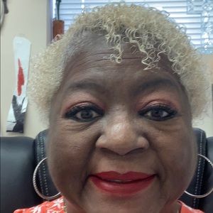 Meet your Posher, Ronnette